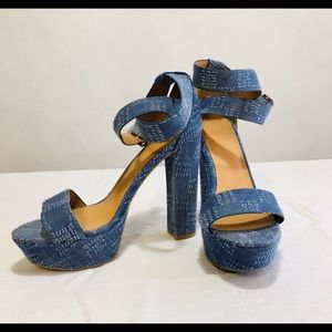 Vintage CHARLOTTE RUSSE Jean heels strappy